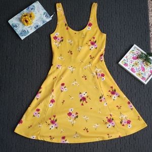 ❌️SOLD❌️: F21 Yellow Floral Dress
